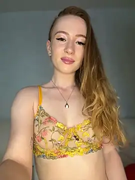 Snapshot of Little_Candy_18 chatting on July 8, 5:45 am Little Candy 18 online show from July 8, 5:45 am