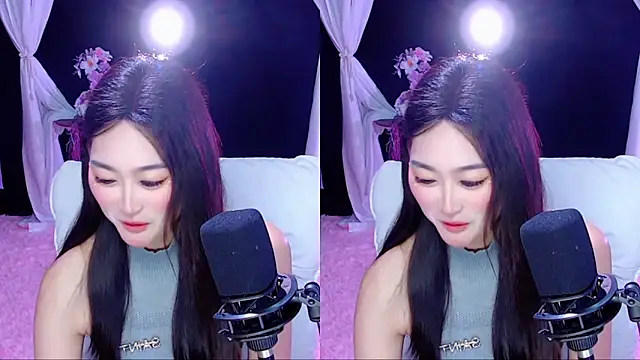 Snapshot of Tili-668 chatting on March 15, 2:06 am Tili-668 online show from March 15, 2:06 am