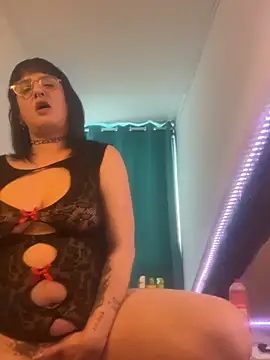 Xlilli69X online show from April 16, 4:41 pm