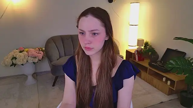 Snapshot of I_m_Regina chatting on July 1, 6:15 am I m Regina online show from July 1, 6:15 am
