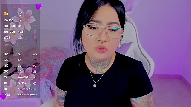 Snapshot of heeyy_kitty chatting on July 28, 5:45 pm heeyy kitty online show from July 28, 5:45 pm