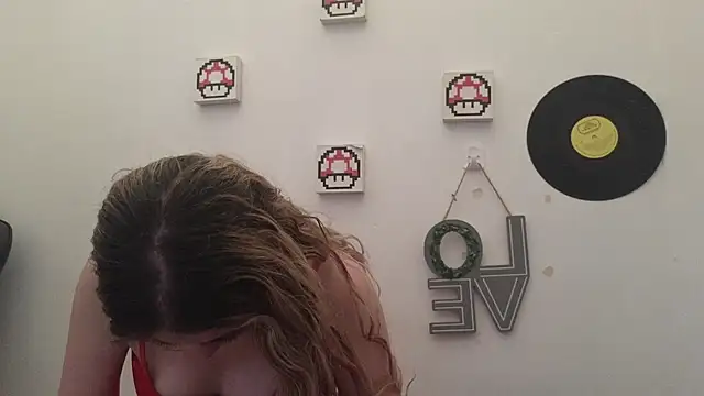 Caroline hernandes online show from April 22, 12:50 pm