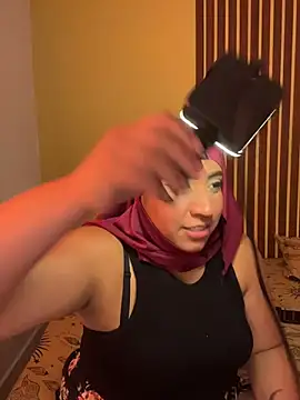 Chandra Yusef online show from March 21, 3:26 pm