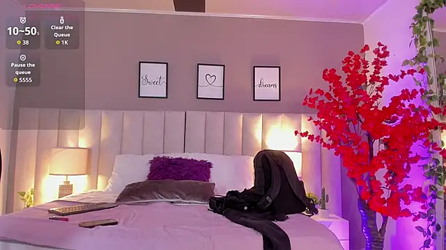 Kiara Kismet  online show from March 11, 9:21 pm