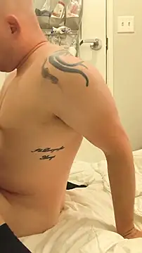 luckilyfound3 online show from May 12, 8:44 am