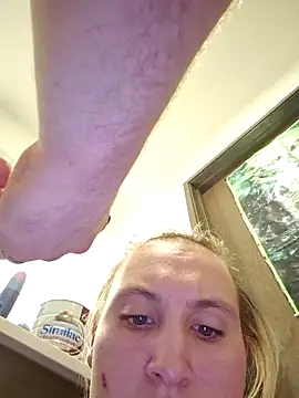 luckilyfound4 online show from March 5, 5:58 am