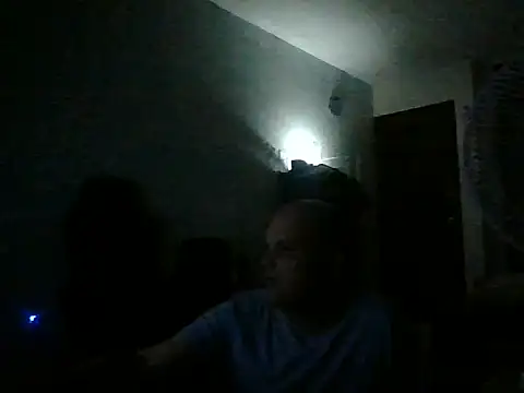 Snapshot of Heavy_RebellxX chatting on March 4, 6:30 am Heavy RebellxX online show from March 4, 6:30 am