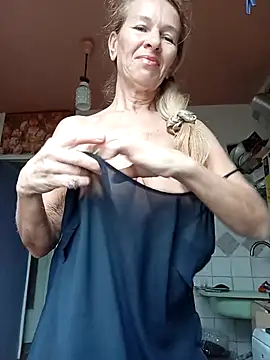 ViktoriaSexi1 online show from April 2, 5:27 am