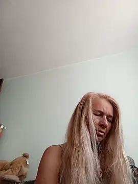 ViktoriaSexi1 online show from May 19, 4:41 am