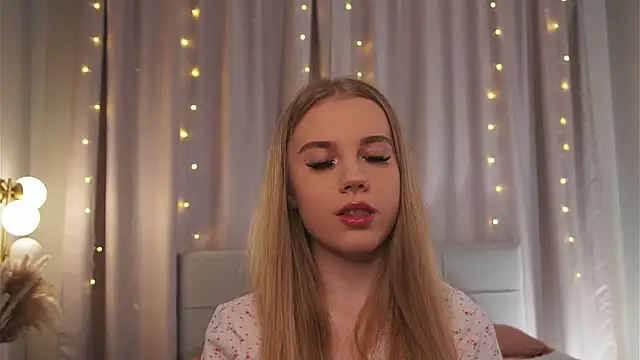 tayashy online show from May 14, 4:25 pm