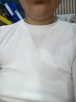 Emi hot1 online show from March 17, 4:21 pm