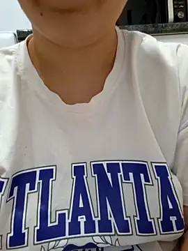 Emi hot1 online show from April 1, 4:04 pm