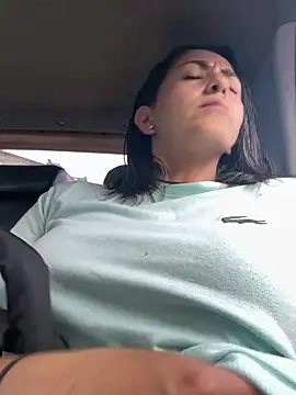 SamanthaWalker  online show from April 2, 12:03 pm