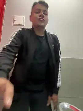 OliverTabordaa online show from March 13, 6:47 pm