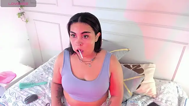 Candyy rose  online show from April 11, 3:33 am