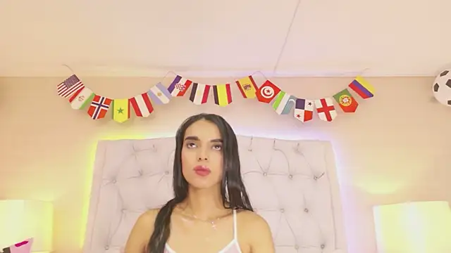 MeganRoseh online show from June 25, 8:13 pm