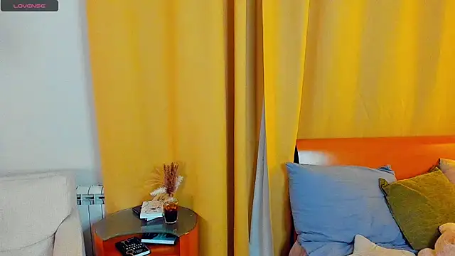 LynnCiprian online show from June 8, 7:36 pm