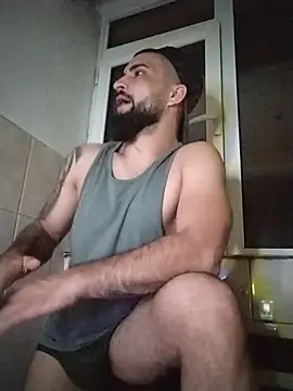 Tommy Porn  online show from May 19, 9:32 pm