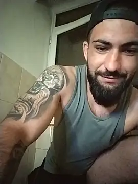 Tommy Porn  online show from May 24, 10:15 pm