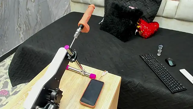 Milf Drip online show from April 2, 12:58 pm