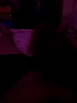 Snapshot of josue23cm chatting on April 7, 6:03 am josue23cm online show from April 7, 6:03 am