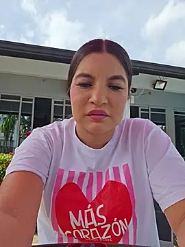 Pretty Julieta online show from July 17, 7:19 pm