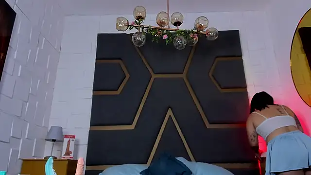 juana valkiria online show from March 20, 6:02 pm