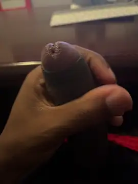 sexcboi69 online show from May 20, 5:35 am