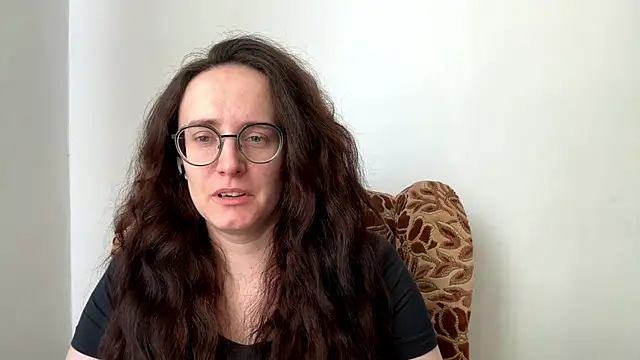 SofiaTease online show from April 3, 2:15 pm