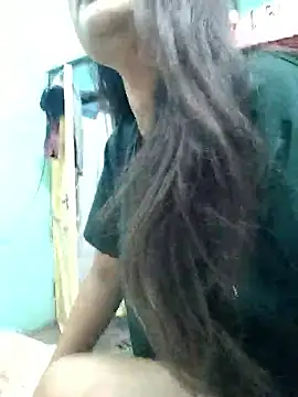 NayraG online show from March 16, 6:45 pm