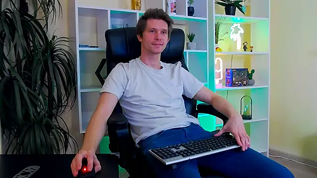 Eddie Baker online show from April 15, 8:20 pm