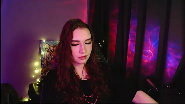 Celia Sensual  online show from April 21, 7:39 pm