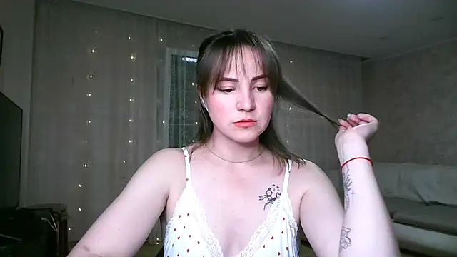 Snapshot of eliza_sin chatting on April 11, 7:51 pm eliza sin online show from April 11, 7:51 pm
