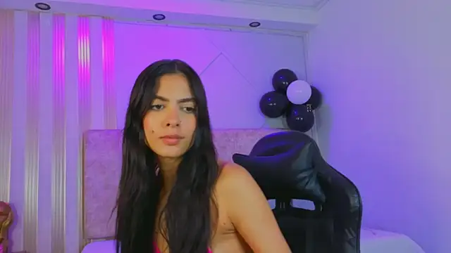 j belle  online show from March 20, 1:05 pm