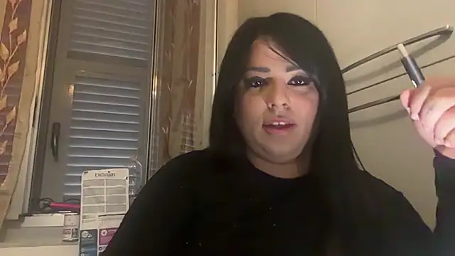 Snapshot of giaduzza chatting on April 1, 5:32 pm giaduzza online show from April 1, 5:32 pm