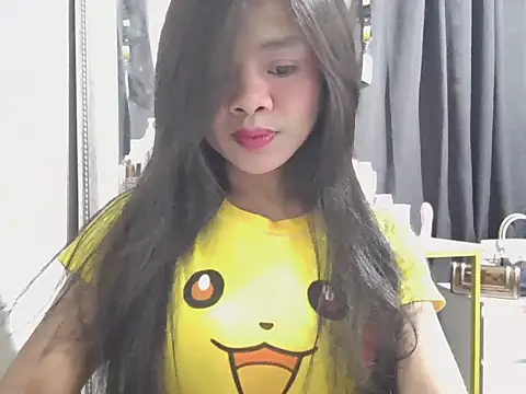 YunaBigCock online show from June 30, 8:15 am