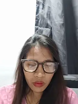 Snapshot of jyannie chatting on May 24, 12:54 pm jyannie online show from May 24, 12:54 pm
