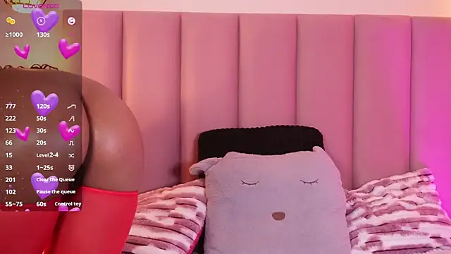 SoyJuliana 19 online show from July 21, 8:00 pm