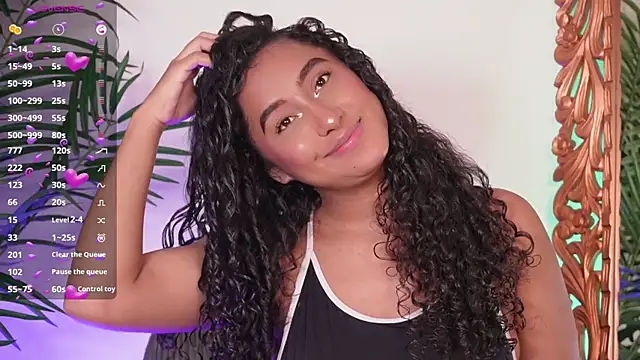 SoyJuliana 19 online show from July 22, 12:08 pm