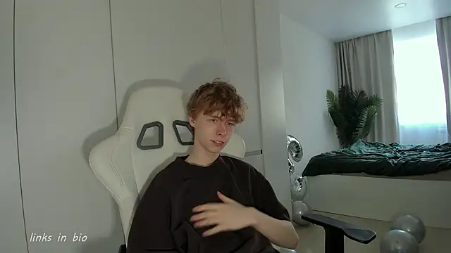 Wawesuc online show from March 17, 9:34 am