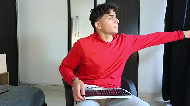 MrAdonis  online show from April 1, 7:22 pm