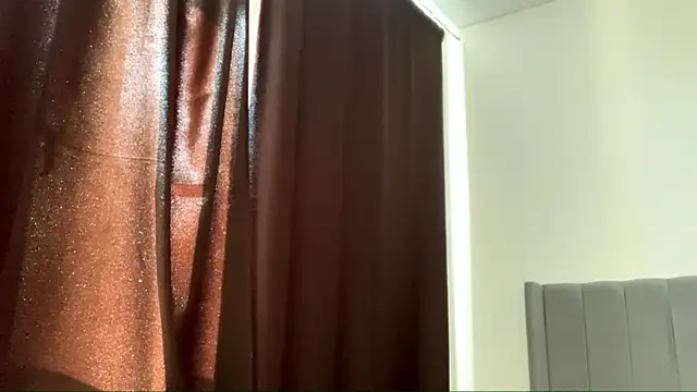 Kissme Kira online show from May 2, 5:56 am