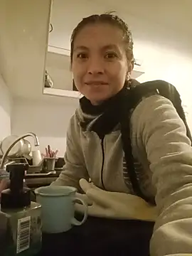 Snapshot of Chloe16_ chatting on July 13, 2:58 am Chloe16 online show from July 13, 2:58 am