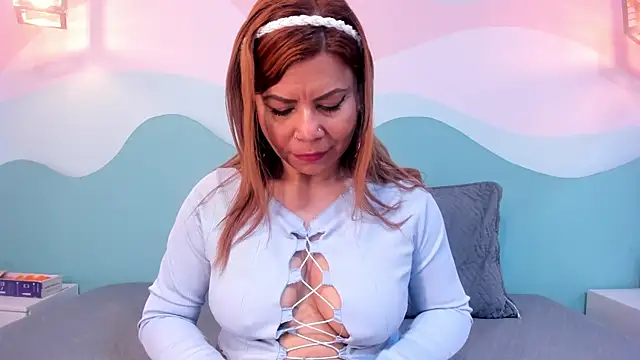 Corina Taylor12 online show from June 3, 12:41 pm