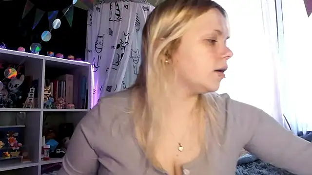 Snapshot of AnimeGirl67 chatting on March 18, 2:53 pm AnimeGirl67 online show from March 18, 2:53 pm