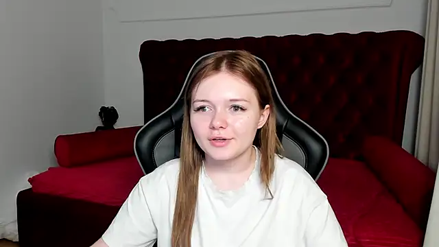 ElinaVale online show from June 11, 12:32 am
