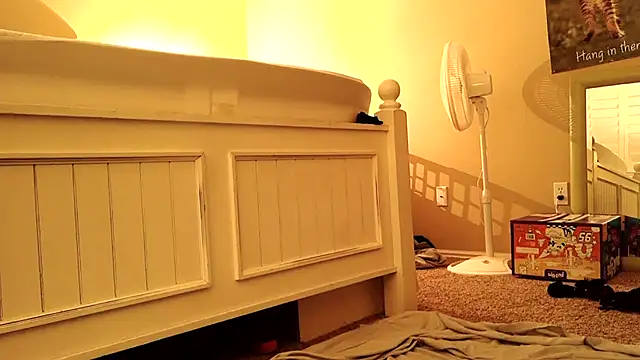 katmeowyou online show from March 29, 4:45 am