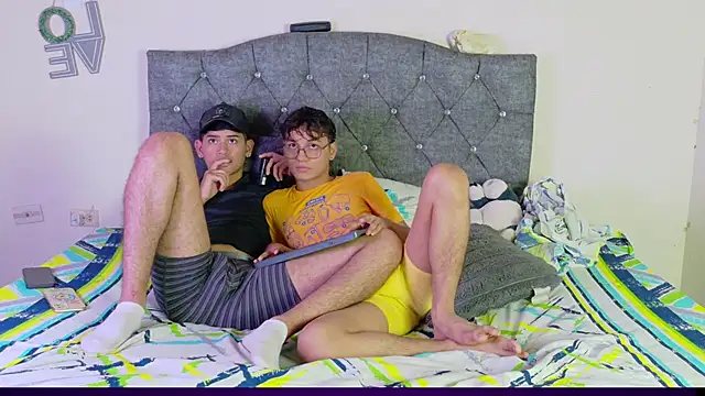 logan andrew online show from May 9, 9:42 pm