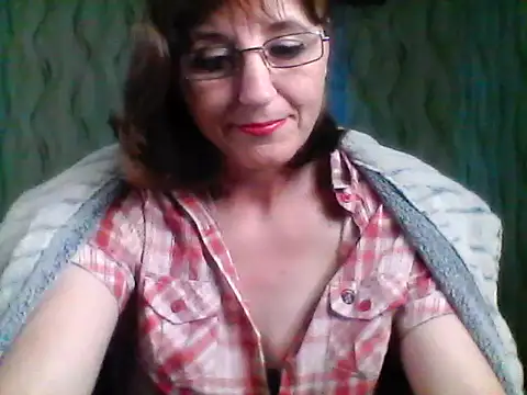 Alisaprice077 online show from May 30, 12:46 pm