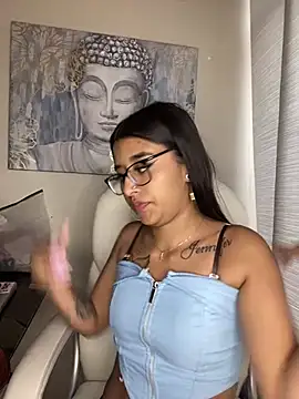 chanell pinkk online show from March 18, 2:20 pm